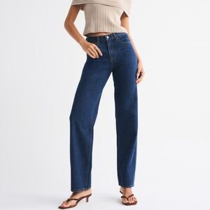 Abercrombie & Fitch High Rise Loose Jeans